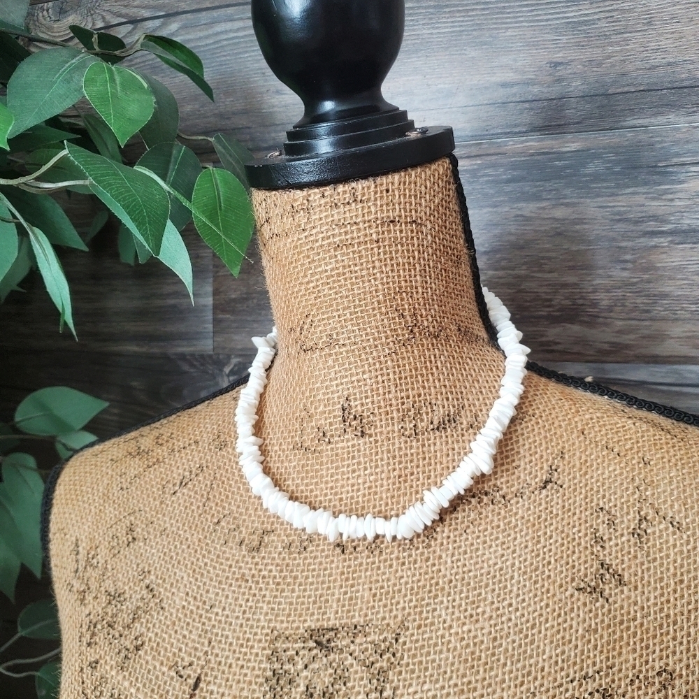 Chunky Sea Shell Necklace Heavy Beachy Shells